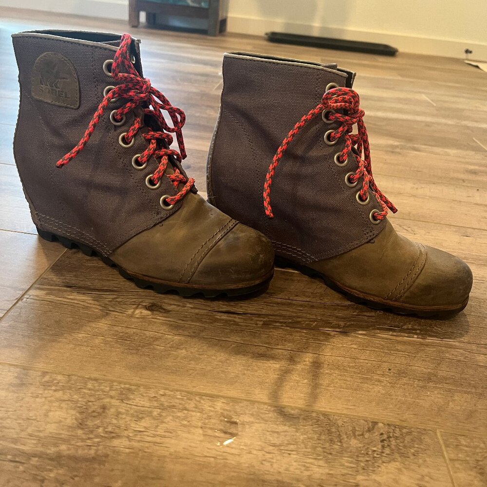 Sorel Premium Wedge Ankle Boot